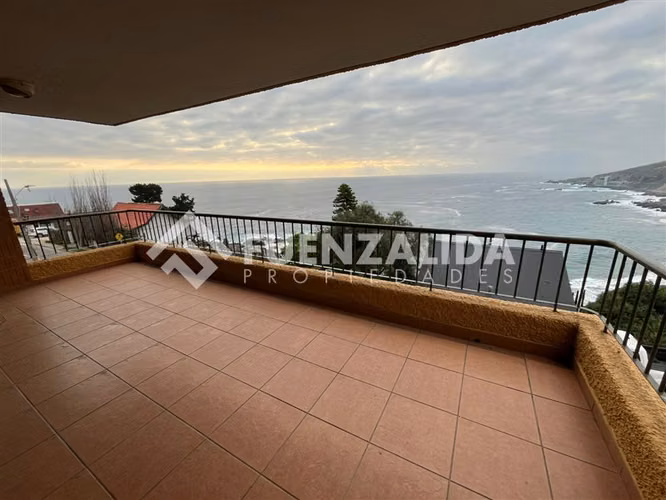 Depto en venta 3D2B, pieza de servicio, 1E1B, vista al mar