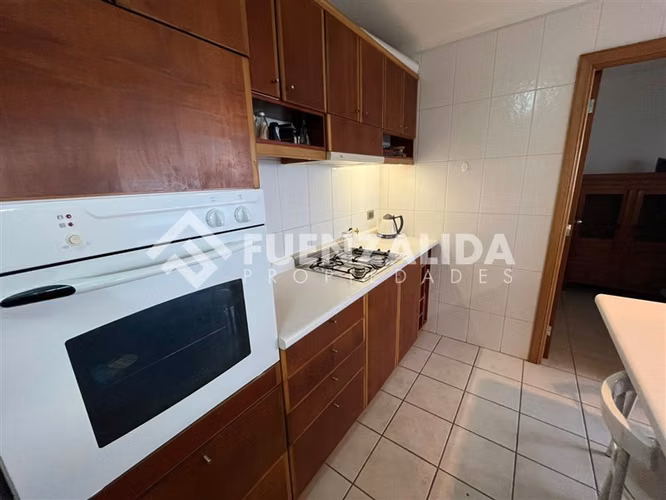 Depto en venta 3D2B, pieza de servicio, 1E1B, vista al mar