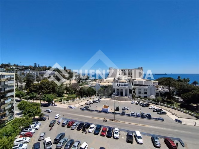 Depto en venta 2D2B2E más pieza de servicio. en Viña del Mar
