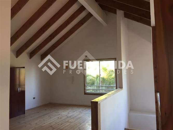 Casa en venta de 4D 3B Las Gaviotas