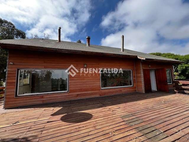 Casa en venta de 4D 3B Las Gaviotas