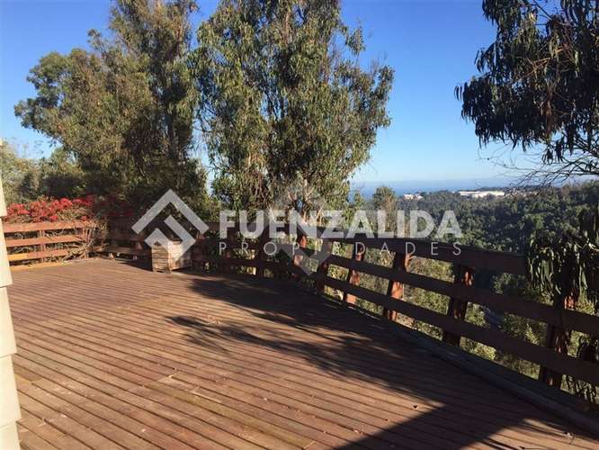 Casa en venta de 4D 3B Las Gaviotas