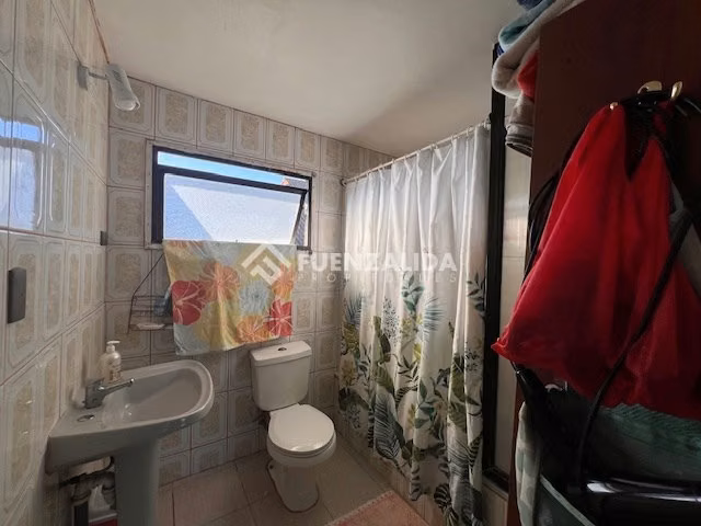 Casa en venta de 9 dorm. en Concón