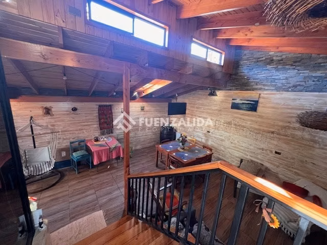 Casa en venta de 9 dorm. en Concón