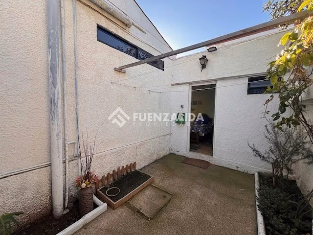 Casa en venta de 9 dorm. en Concón