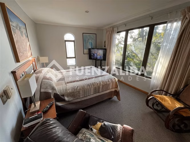 Se vende cómoda casa 3D 3B, gran patio en Lomas de Montemar