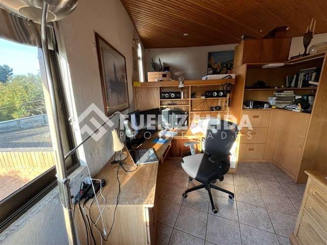 Se vende cómoda casa 3D 3B, gran patio en Lomas de Montemar