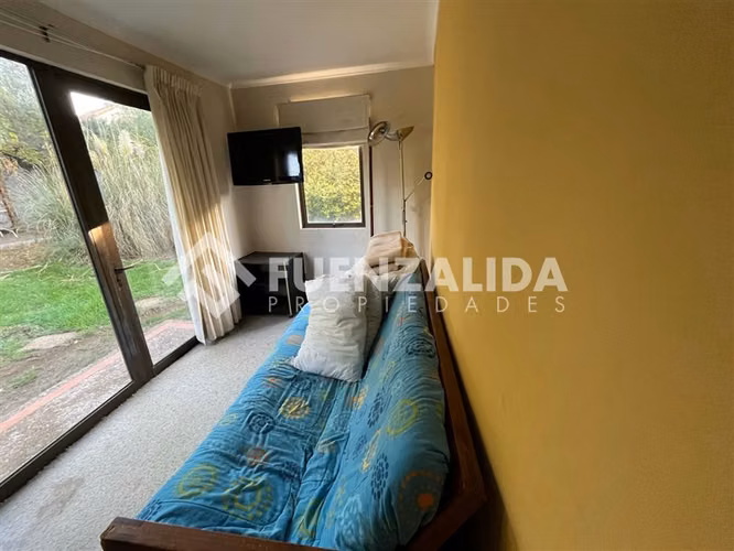 Se vende cómoda casa 3D 3B, gran patio en Lomas de Montemar