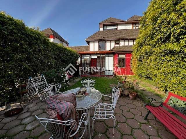 Casa en venta de 4 dorm Jardin del Mar - Imagen 2