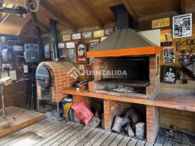 Casa en venta en Concón 4D 3B 4E, piscina, quincho.