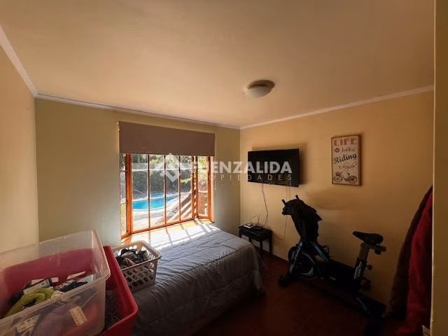 Casa en venta en Concón 4D 3B 4E, piscina, quincho.