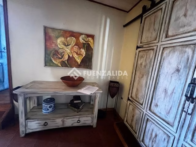 Casa en venta en Concón 4D 3B 4E, piscina, quincho.