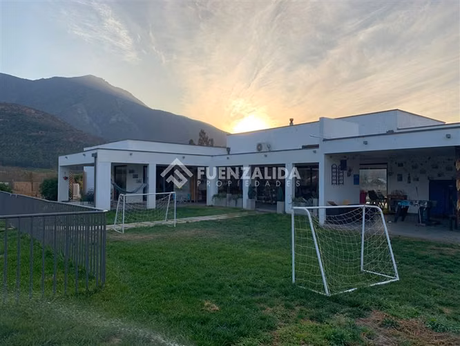 Parcela en venta en Hijuelas