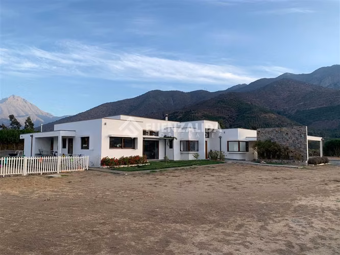 Parcela en venta en Hijuelas