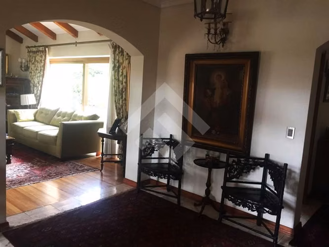 Casa en venta 4D 3B Los Almendros, Reñaca, Viña del Mar