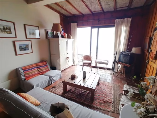 Inversionistas Sitio con 3 cabañas en venta en Concón