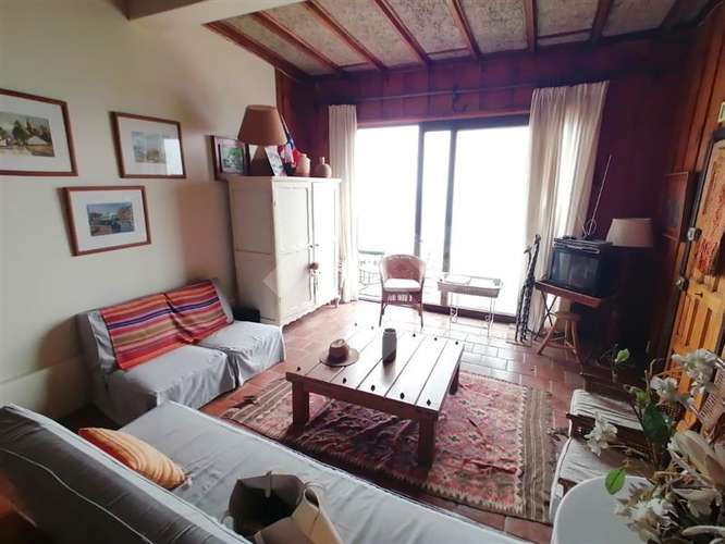 Inversionistas Sitio con 3 cabañas en venta en Concón
