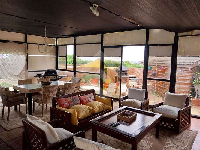 Casa venta Mantagua 4D 4B Piscina climatizada