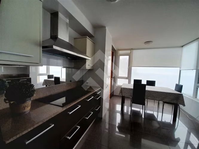 Departamento en arriendo de 4 dorm. en Viña del Mar