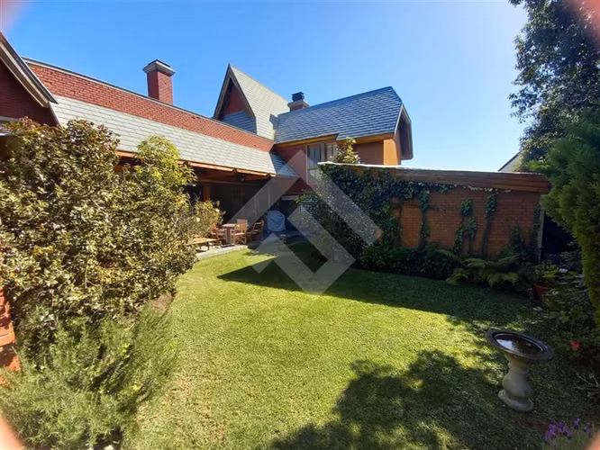 Casa en venta 5D 6B Pinares de Montemar, Concón - Imagen 2