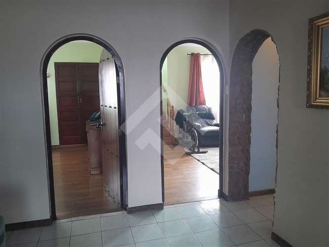 Casa en venta de 4D y 3B en sector Valencia, Quilpué - Imagen 6