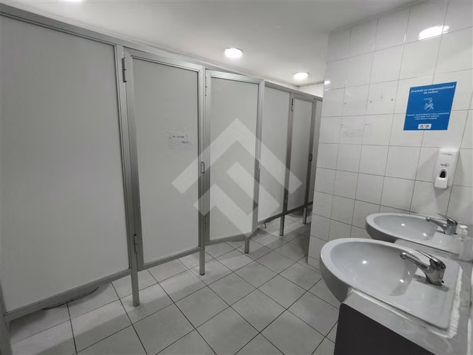 Local Comercial en arriendo Av Libertad, Viña del Mar