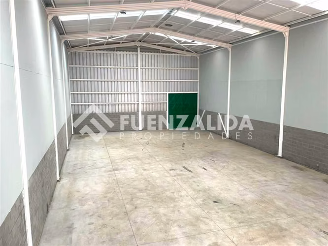 Bodega en arriendo en Colina