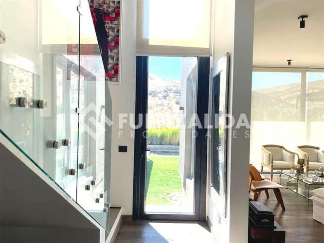 Casa en venta 4 dormitorios en chicureo Piedra roja - Imagen 4