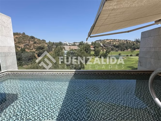 Departamento en venta de 3 dorm. en Lo Barnechea