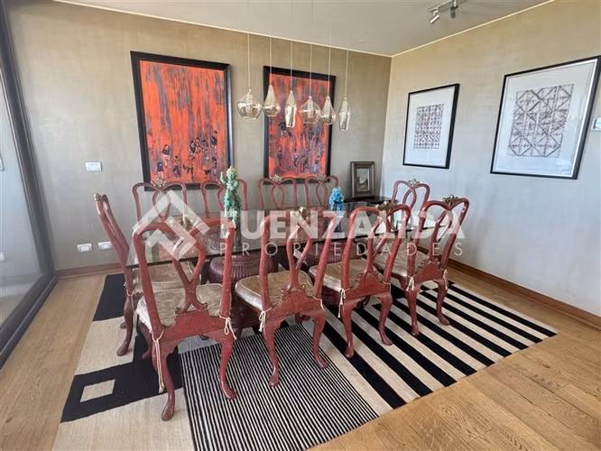 Departamento en venta de 4 dorm. en Las Condes