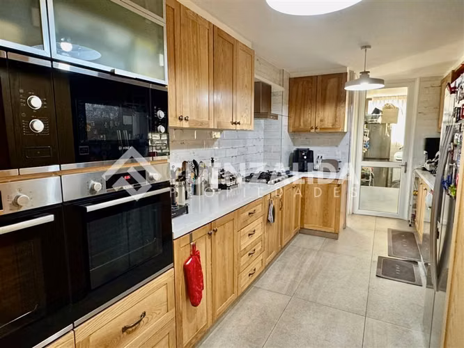 Departamento en venta de 3 dorm. en Las Condes
