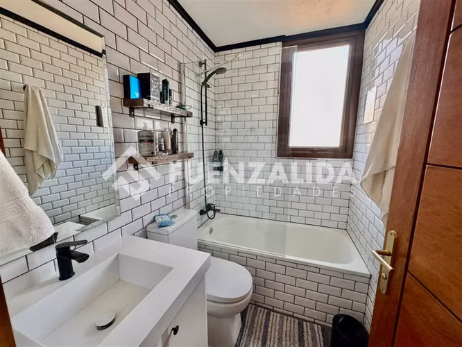 Departamento en venta de 3 dorm. en Las Condes
