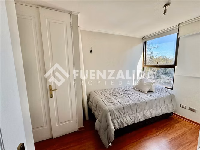 Departamento en venta de 3 dorm. en Las Condes