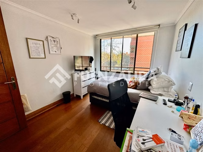 Departamento en venta de 3 dorm. en Las Condes