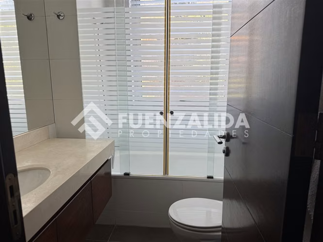 Departamento en arriendo de 3 dorm. en Lo Barnechea