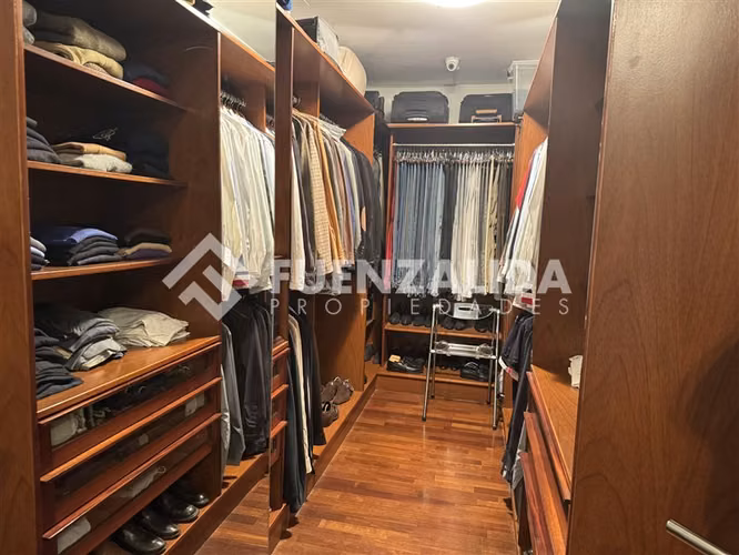 Departamento en arriendo de 3 dorm. en Lo Barnechea
