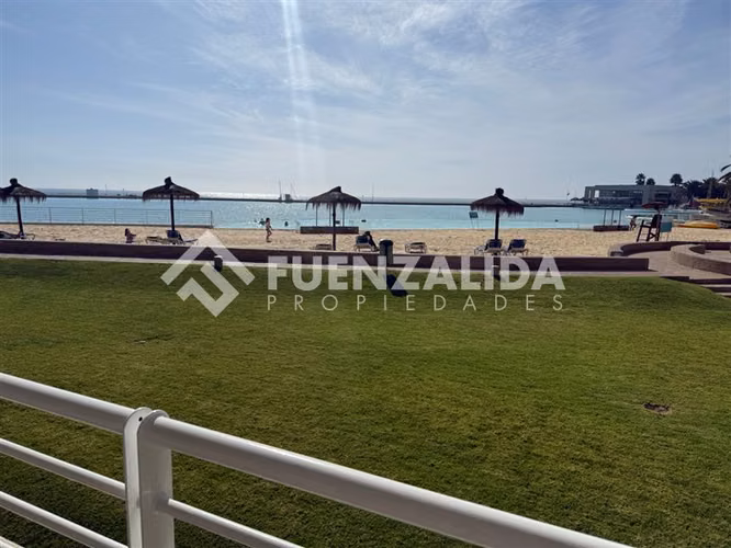 Departamento en venta de 2 dorm. en San Alfonso del Mar
