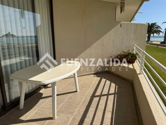 Departamento en venta de 2 dorm. en San Alfonso del Mar