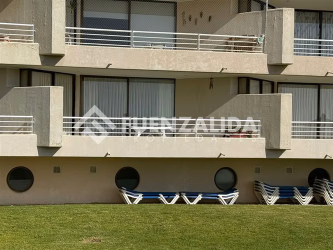 Departamento en venta de 2 dorm. en San Alfonso del Mar