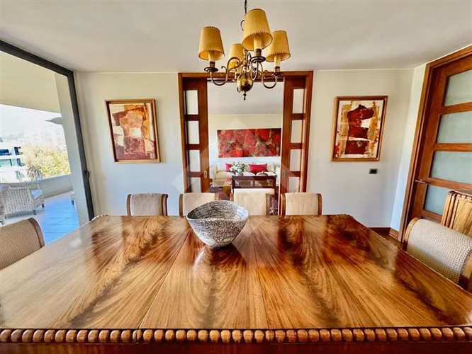 Departamento penthouse en venta de 3 dorm. en Lo Barnechea