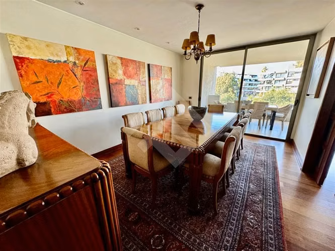 Departamento penthouse en venta de 3 dorm. en Lo Barnechea