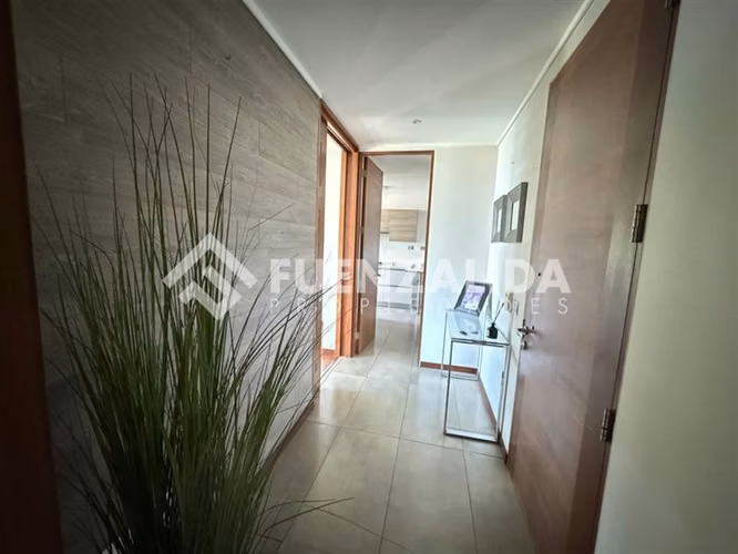 Departamento en venta de 3 dorm. en Lo Barnechea