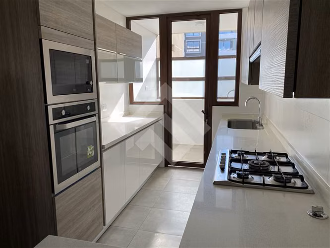 Departamento en venta de 3 dorm. en Lo Barnechea