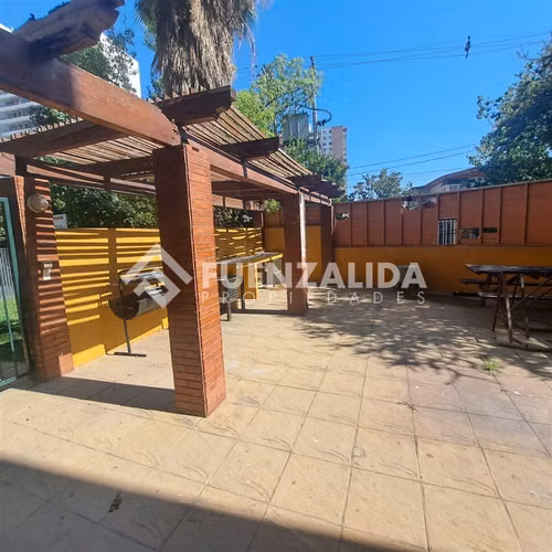 Metro Mirador Departamento en venta de 2 dorm. en La Florida