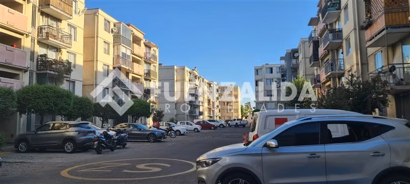 Departamento en venta de 2 dorm. en Recoleta