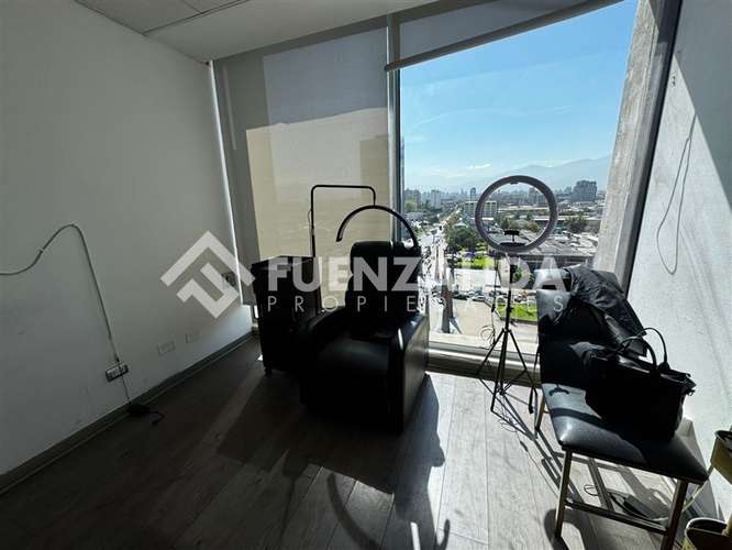 Oficina con 1 baño en venta en Estación Central - Imagen 2