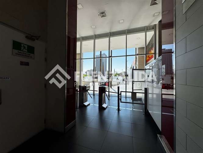 Oficina con 1 baño en venta en Estación Central - Imagen 18