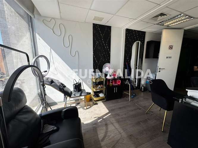 Oficina con 1 baño en venta en Estación Central - Imagen 4