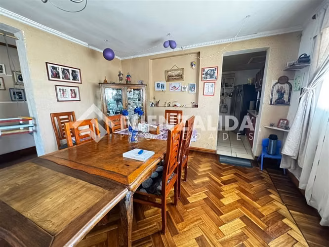 Casa en venta de 4 dorm y 2 baños. en San Joaquín