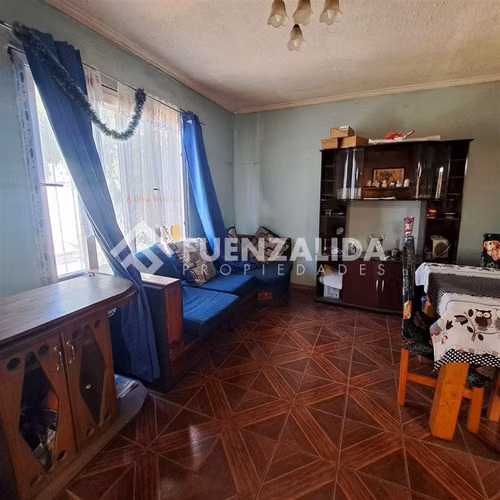 Oportunidad!! Casa en venta de 3 dorm. en La Cisterna